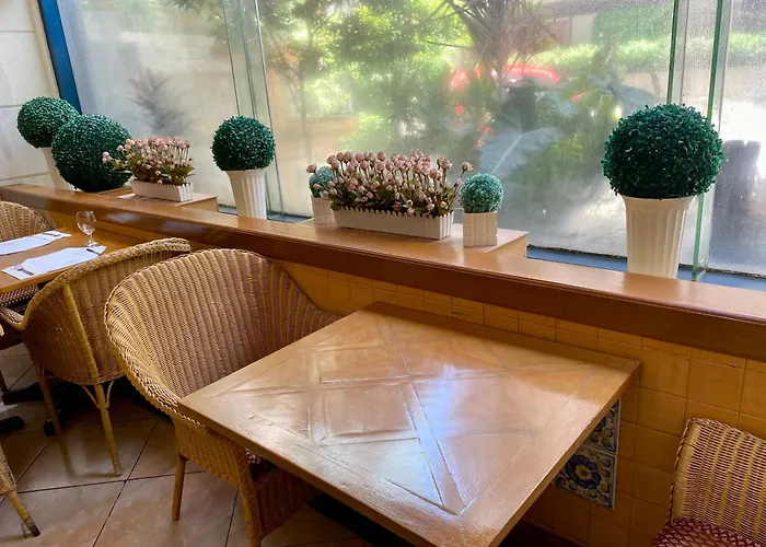 Maharaja Oriental Makati Apartment *